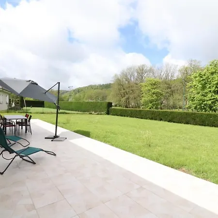 Parc Des Volcans D'auvergne : Maison Spacieuse Avec Jardin Et Garage, Proche Activites Et Commerces - Fr-1-742-195 度假居 Riom-ès-Montagne